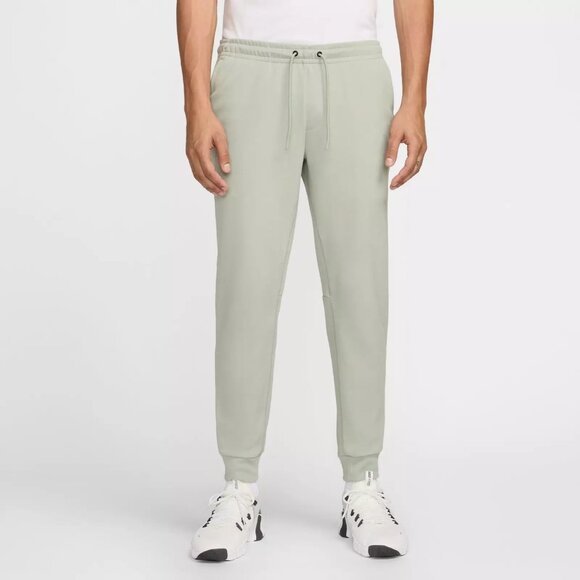 Nike Men's Primary Dri-Fit UV Versatile Jogger Pants in Jade Horizon Size Small - Picture 1 of 10